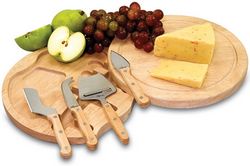 Circo Cutting Board with Food